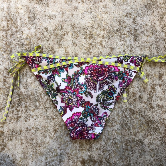 Victoria’s Secret V Front Tie Bikini Bottoms Neon Paisley XS - Picture 3 of 6